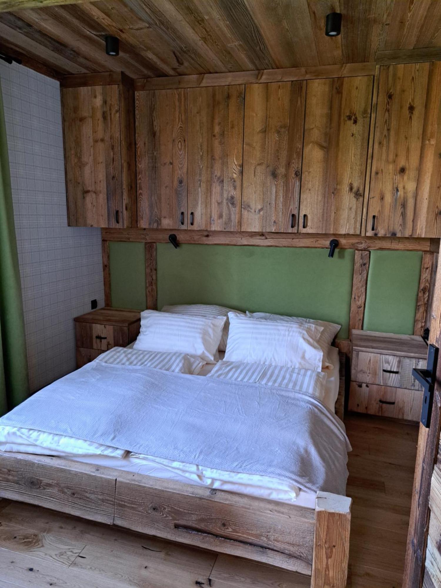 Domki Pod Sosnami Szentmindszent Kültér fotó